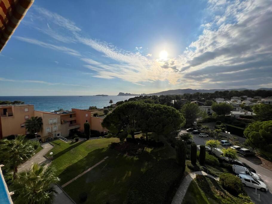 Studio La Ciotat Vue Mer Avec Garage Exterior photo